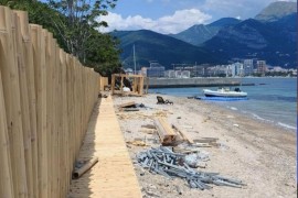 Plažni bar šokirao Crnogorce: “Dobrodošli u Budvu gdje je sve ...