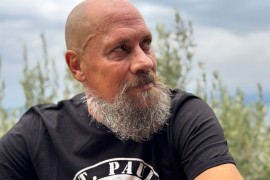 Boris Dežulović roman "Tko je taj čovjek?" predstavlja u Mostaru i ...
