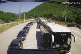 Na pojedinim prelazima duža čekanja na izlazu iz BiH