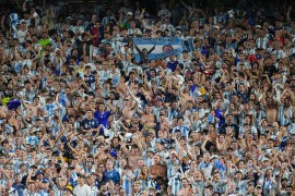 Navijači Argentine spalili zastavu Ujedinjenog Kraljevstva umjesto Engleske (VIDEO)