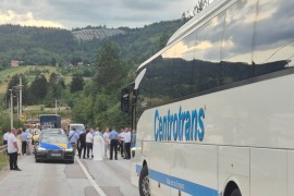 Tuča više osoba blokirala saobraćaj na putu Sarajevo–Sokolac, na ...