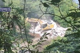 EU upozorila Kosovo: Obustavite rušenje vikendica Srba