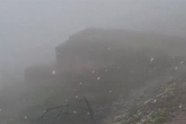 Snijeg usred jula iznenadio posjetioce Šar-planine (VIDEO)