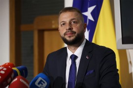 Nešković: Kome treba novih 1.880 službenika na nivou BiH?
