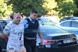 Pred tužiocem osumnjičeni za zaključavanje žene i njenog sina u ...