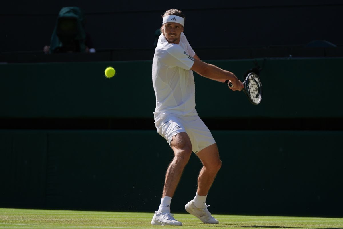 Zverev maksimalan, Koboliju maraton protiv Hačanova