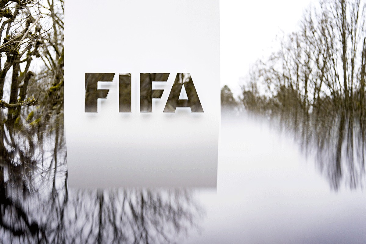 Oglasio se i protjerani moćnik: Sep Blater "zapalio" društvene mreže nakon odluke FIFA