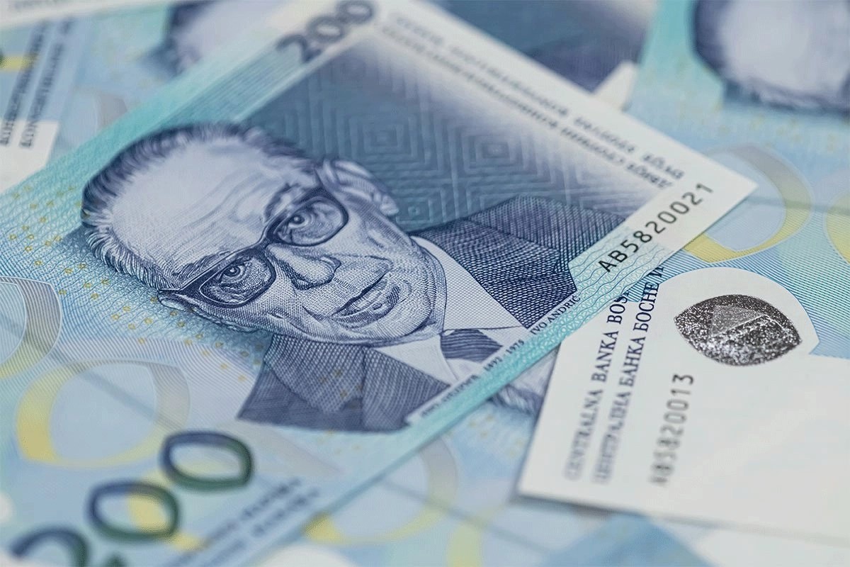 Javni prihodi u RS premašili 2,4 milijarde KM za šest mjeseci