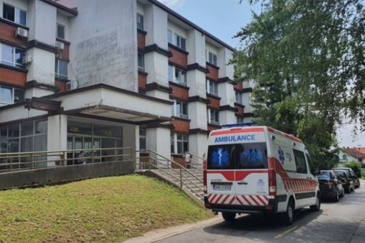 Izbjegnuta tragedija: Djeca u Brčkom tokom igre pronašla tri ručne bombe