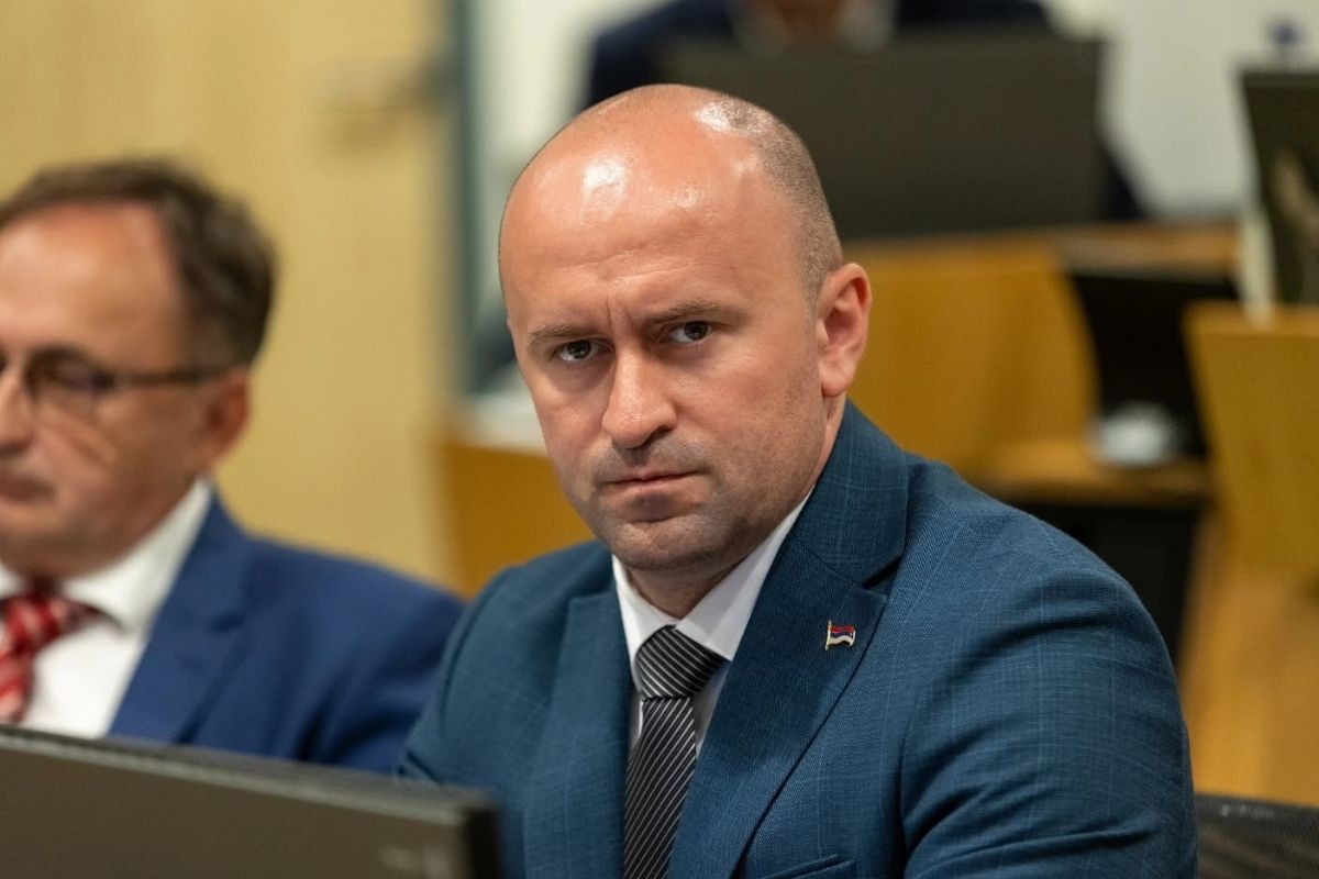 Prijetio Milanu Zečeviću, načelniku Broda, pa uhapšen