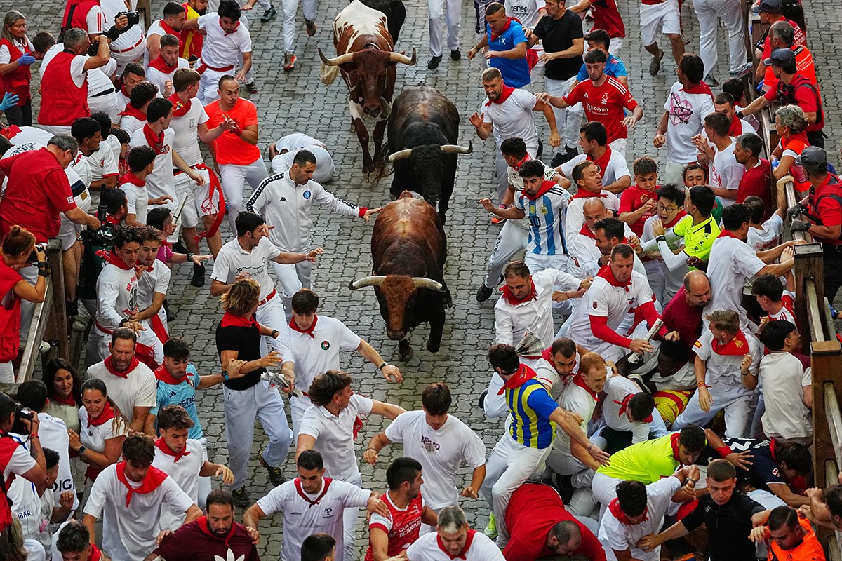 Dvije osobe izbodene u posljednjoj trci sa bikovima na San Ferminu
