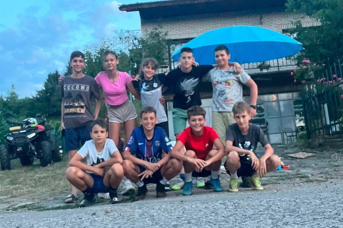Djeca iz Banjaluke pomažu da se djevojka iz Vukosavlja što brže oporavi