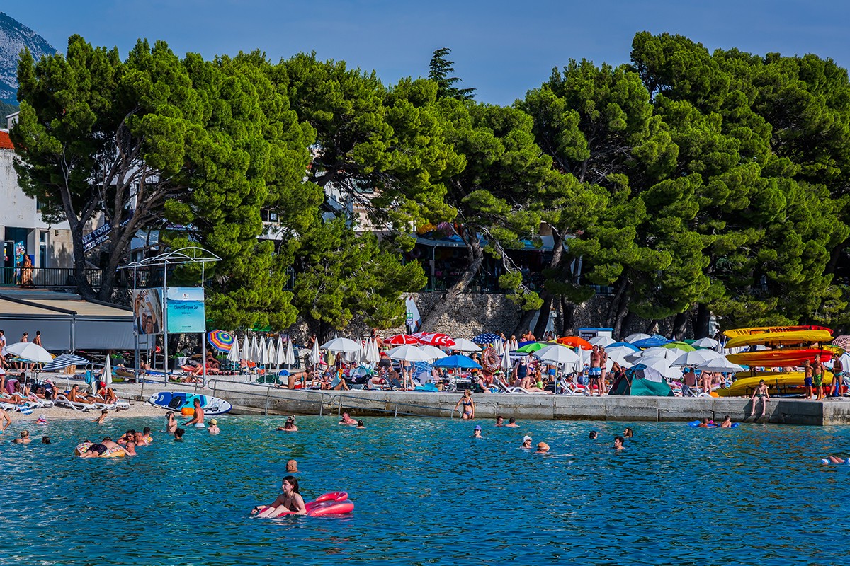 Makarska prvi grad u Hrvatskoj koji je uveo ograničenje prodaje alkohola