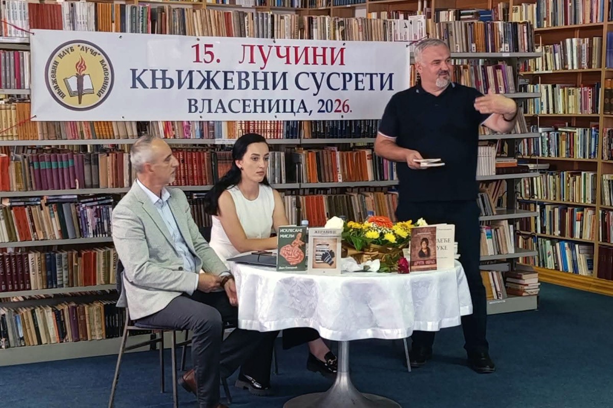 Književni susreti u Vlasenici: Dejan Spasojević dobitnik "Lučine povelje"