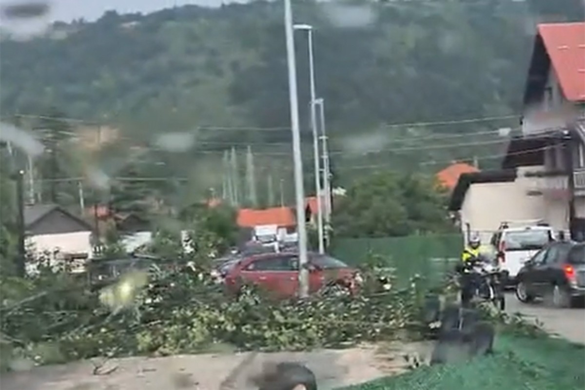 Snažno nevrijeme pogodilo dijelove Srbije
