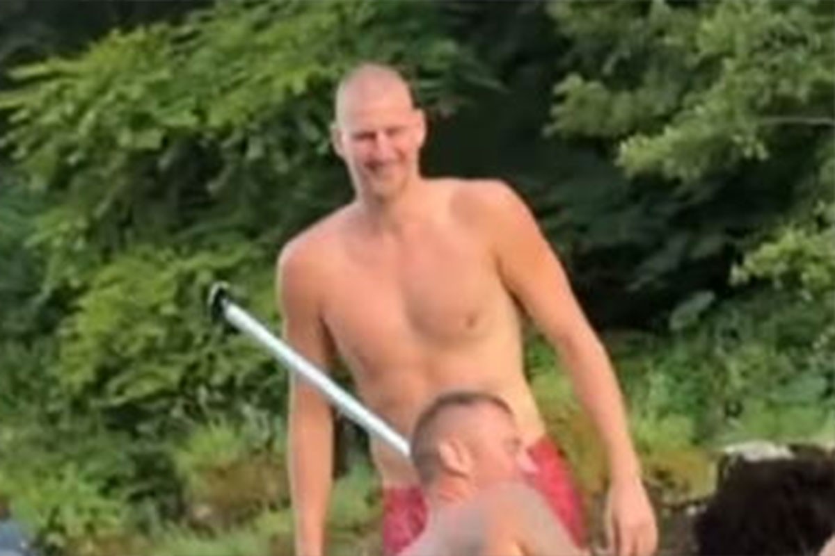 "Brate, mislio sam da si deblji!": Hit reakcija Jokića na raftingu (VIDEO)