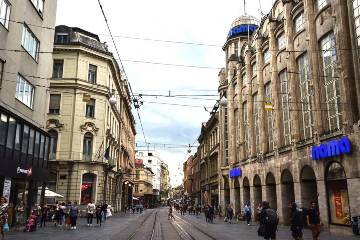 Prodali čuvenu robnu kuću, pare mjesecima blokirane na računu