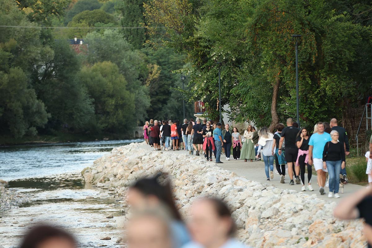 Otvorena nova dionica šetališta uz Vrbas: Uloženo 1,3 miliona KM (FOTO)