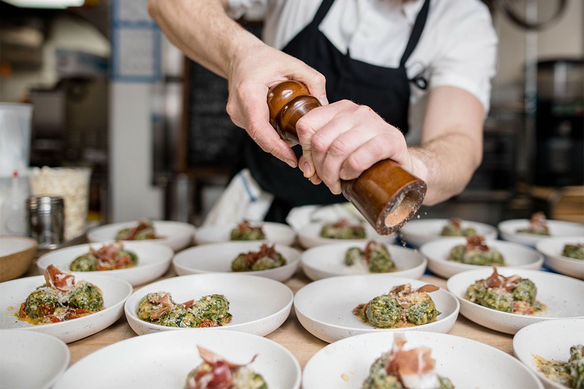 Tri imena koja su promijenila gastronomiju: Stiže serija o najvećim šefovima kuhinje