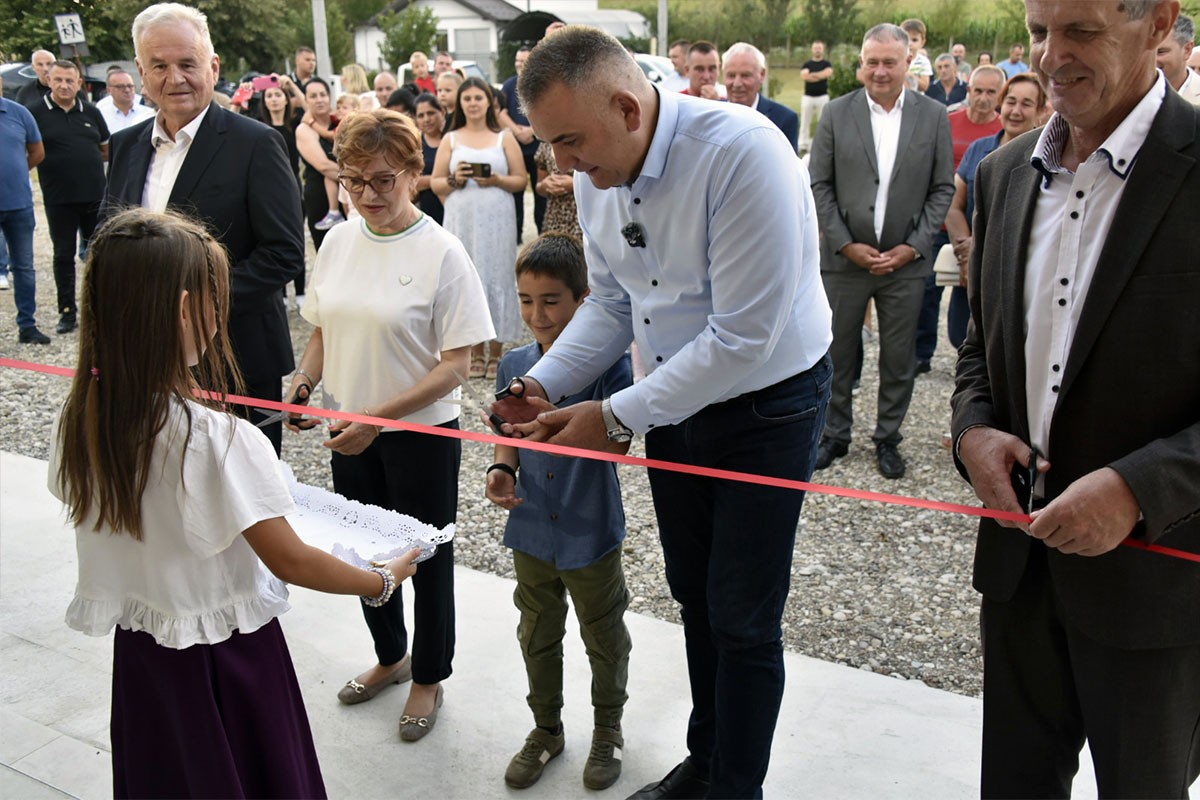 Minić: Svako selo u Srpskoj zaslužuje što bolju infrastrukturu