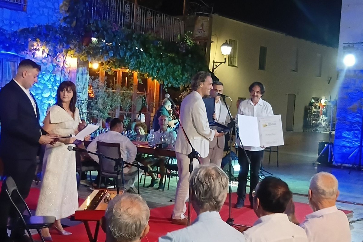 Bukviću uručen "Zlatni platan", otvoren filmski festival u Trebinju