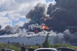 Ruski "Amazon" u plamenu, prijeti urušavanje (VIDEO)