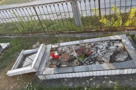 Travničanin osumnjičen da je rušio nadgrobne ploče u Travniku (FOTO)
