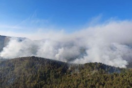 Požari širom BiH: Kod Grahova vatra ne jenjava, ekipe iscrpljene ...