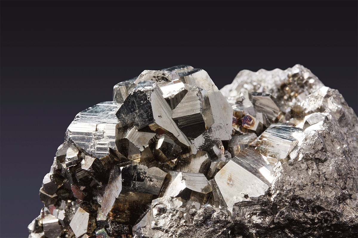 U Rusiji otkriven rijedak mineral skuplji od zlata