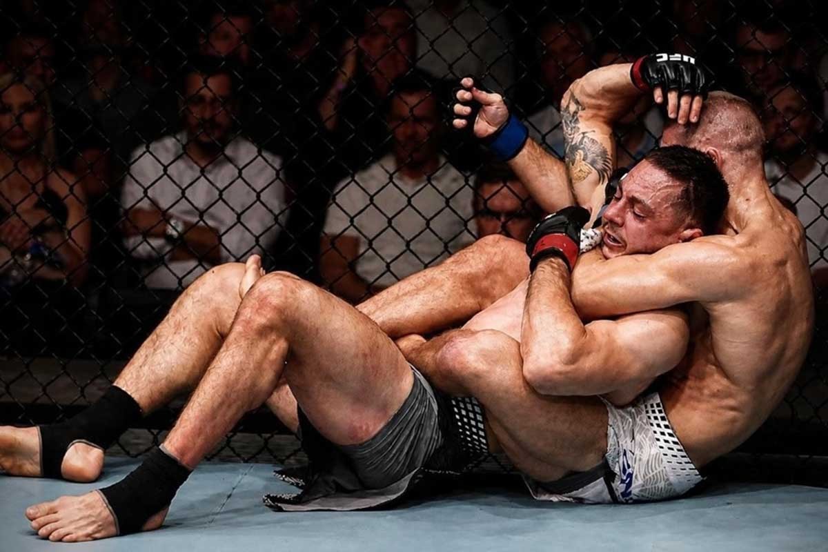 Povreda i poraz Janičića na debiju u UFC (VIDEO)