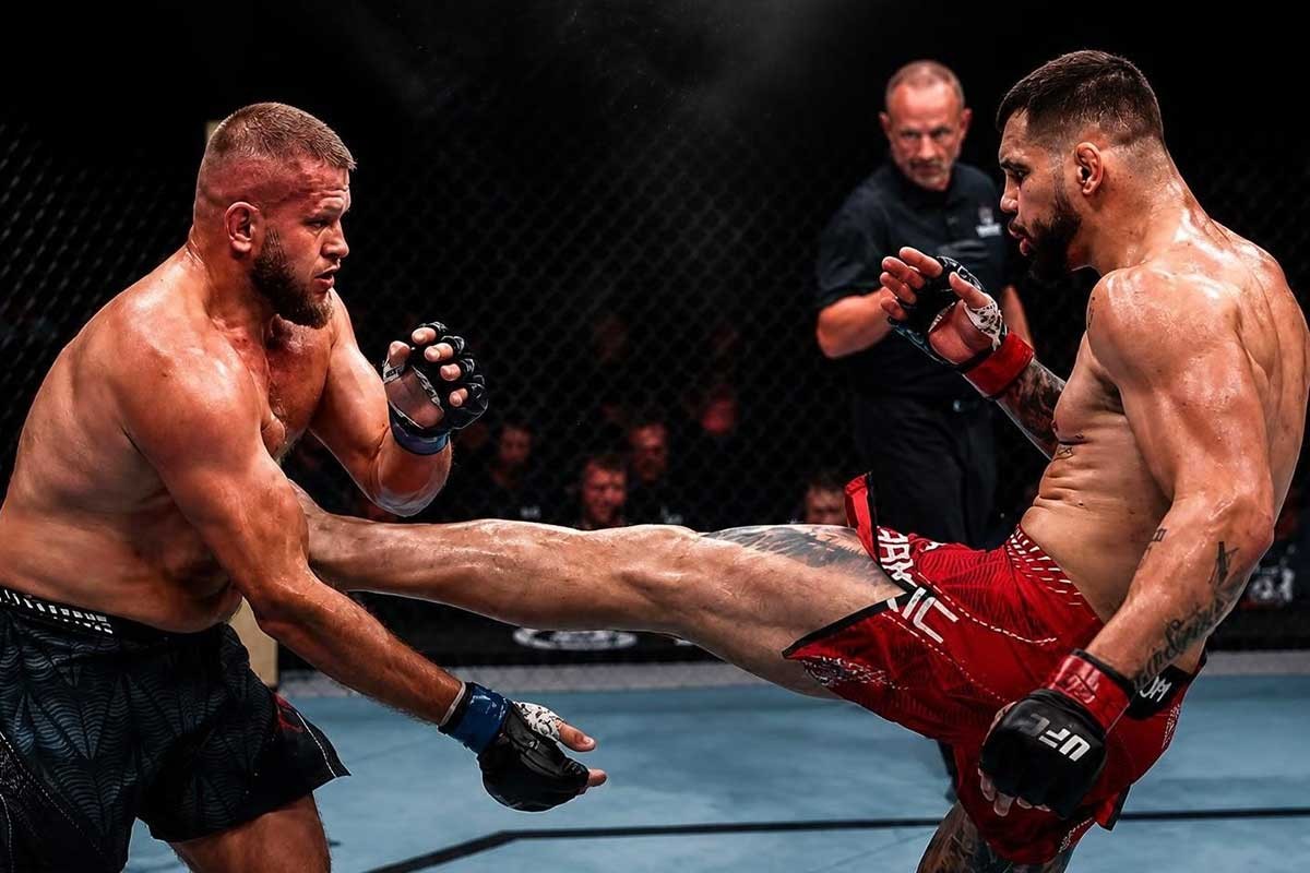 Aleksandar Rakić srušio neugodnog Poljaka i zapalio Arenu (VIDEO)