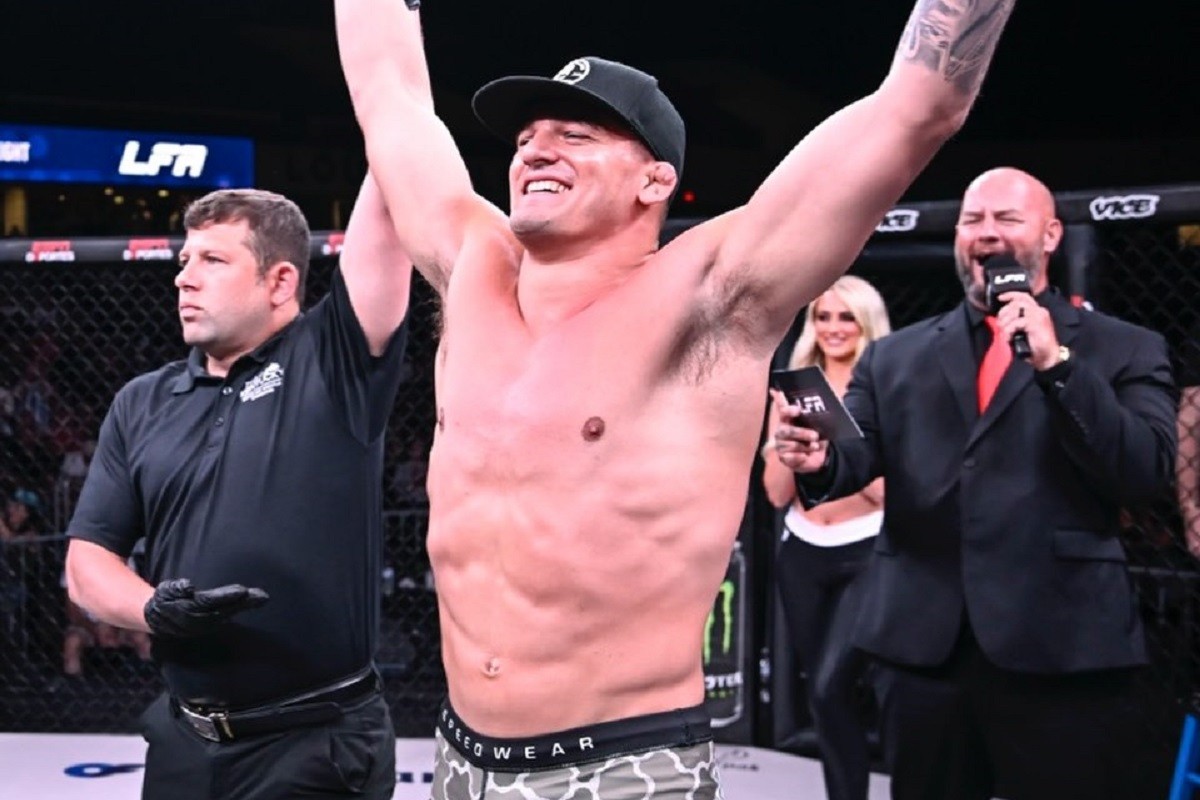 Nokaut koji je šokirao MMA svijet trajao 3,6 sekundi (VIDEO)