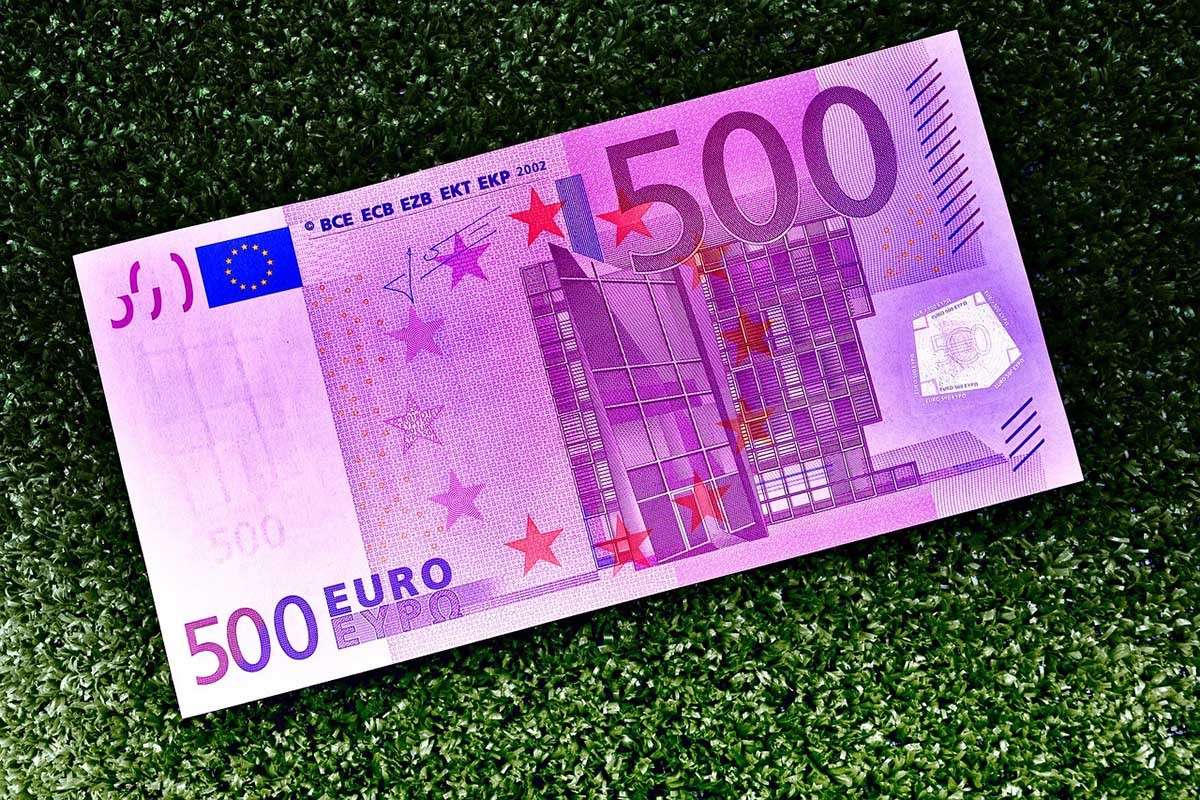 Nezapamćen napad na evropsko finansijsko središte: Osnovan krizni štab
