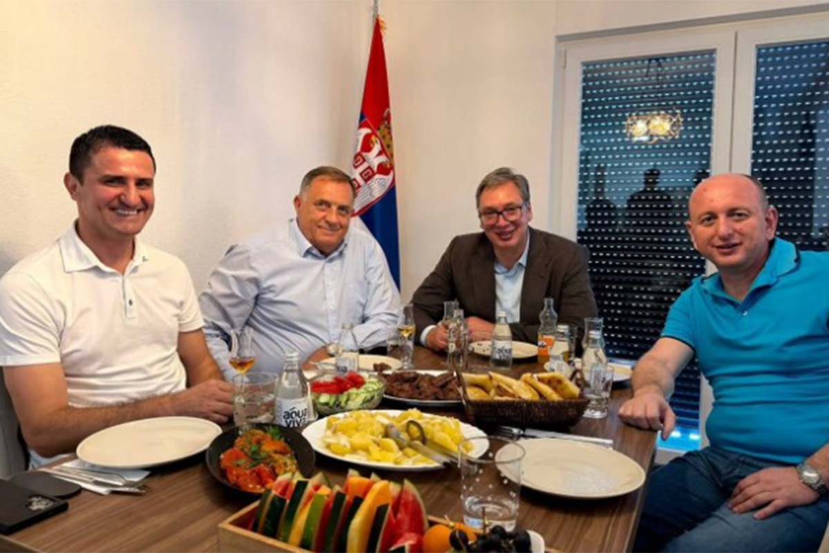 Dodik i Vučić dočekali Kneževića u Čipuljiću: Srbi moraju da imaju čvrste nacionalne veze