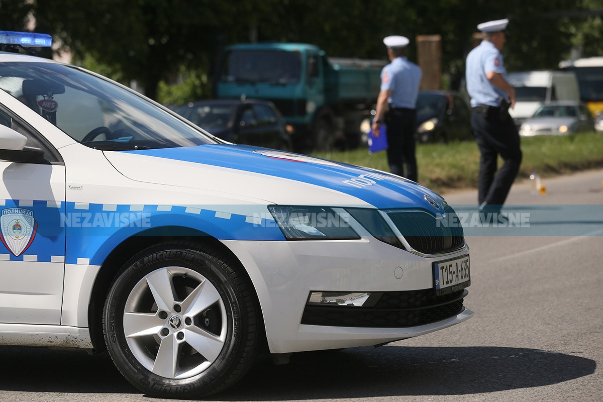 Dva udesa u Gradišci, povrijeđeni pješak i vozač