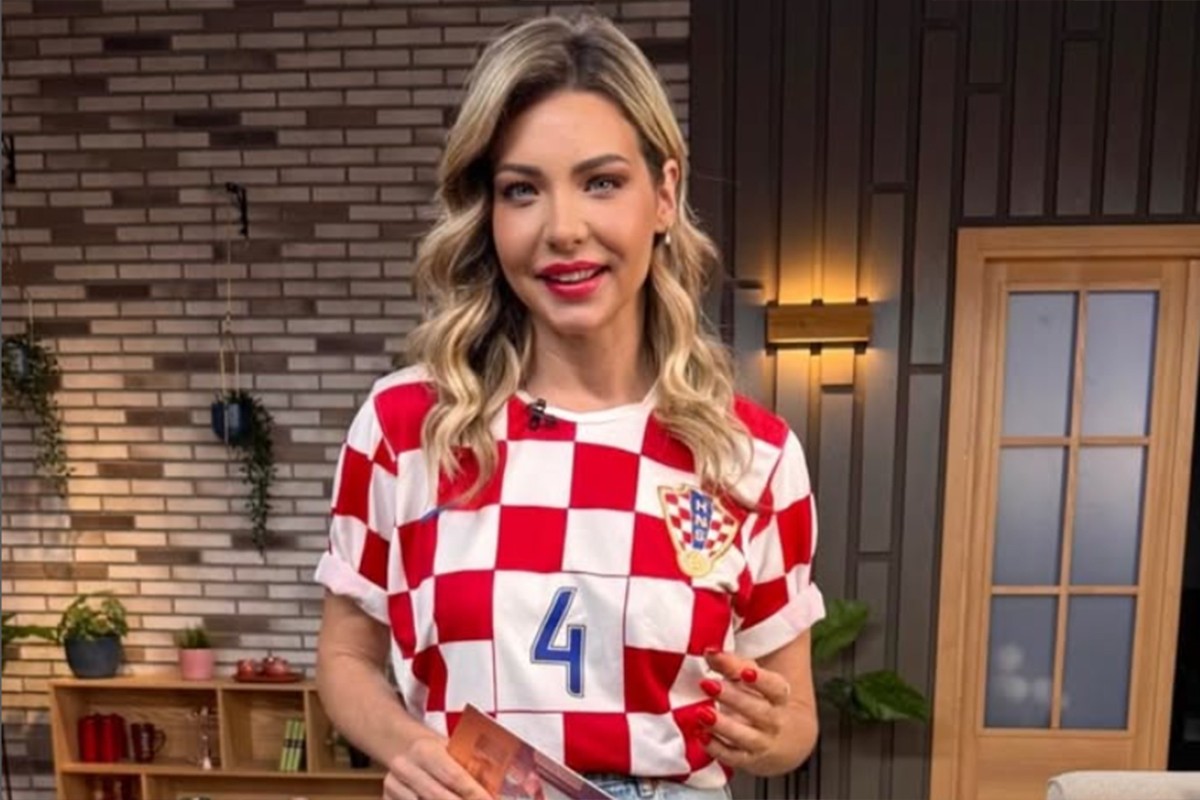 Sin hrvatske voditeljke nije htio Ronalda ni Mesija: Izabrao dres BiH (FOTO)