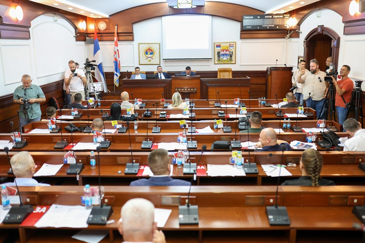 Banjaluka se zadužila 18 miliona KM: Poznato šta će biti sa naplatom parkinga