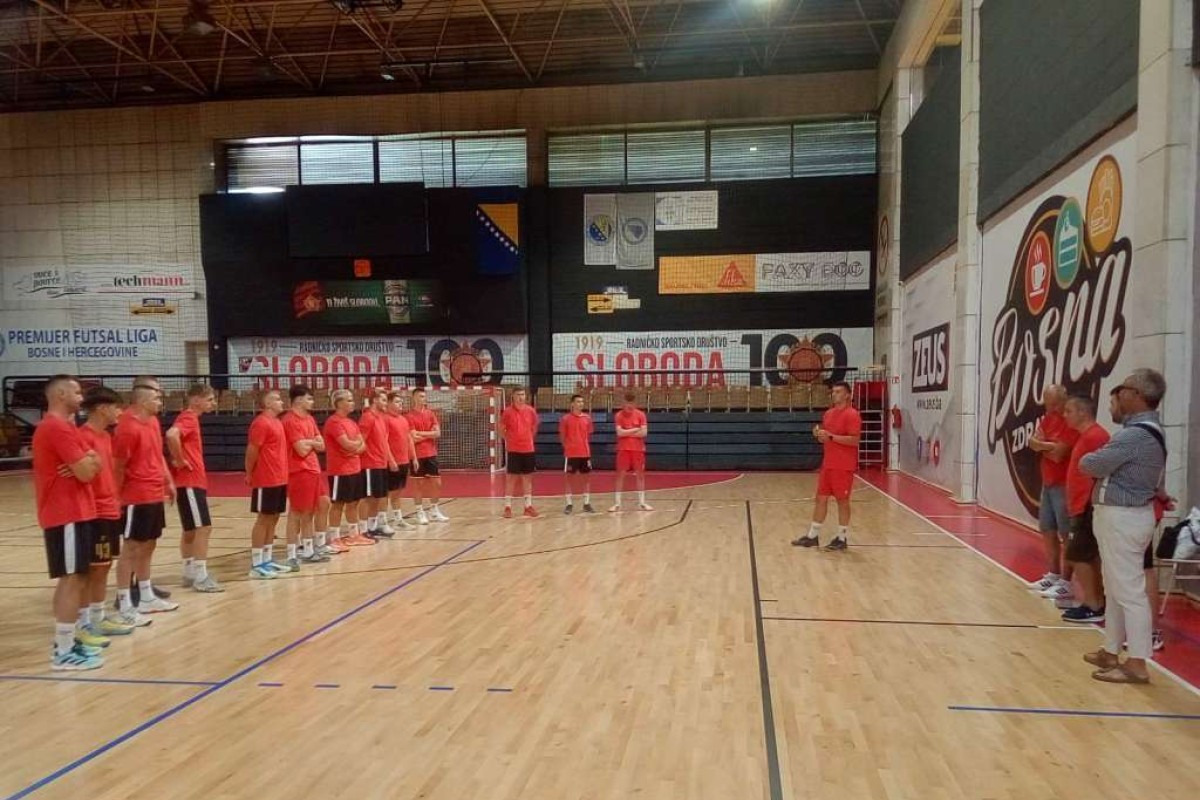 Sloboda krenula s pripremama: Povratak u Premijer ligu glavni cilj Tuzlaka