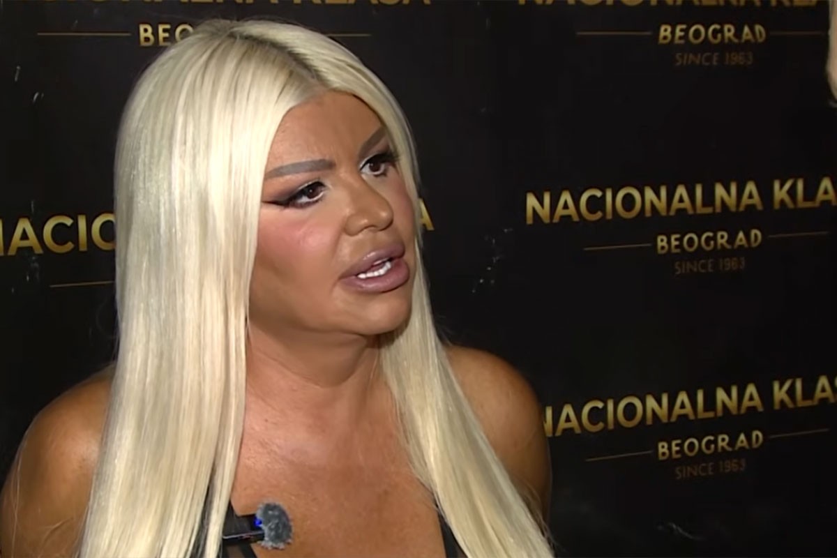 Dara Bubamara oštro odgovorila Cakani: "Fanovi mi kažu - neka te baba napala"