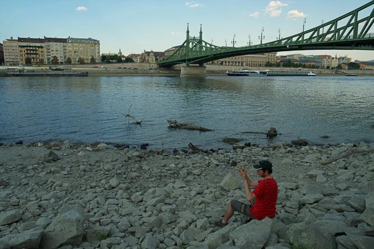 Dunav otkrio tajnu staru 80 godina: Izronio motocikl Vermahta, nađene kosti (FOTO)