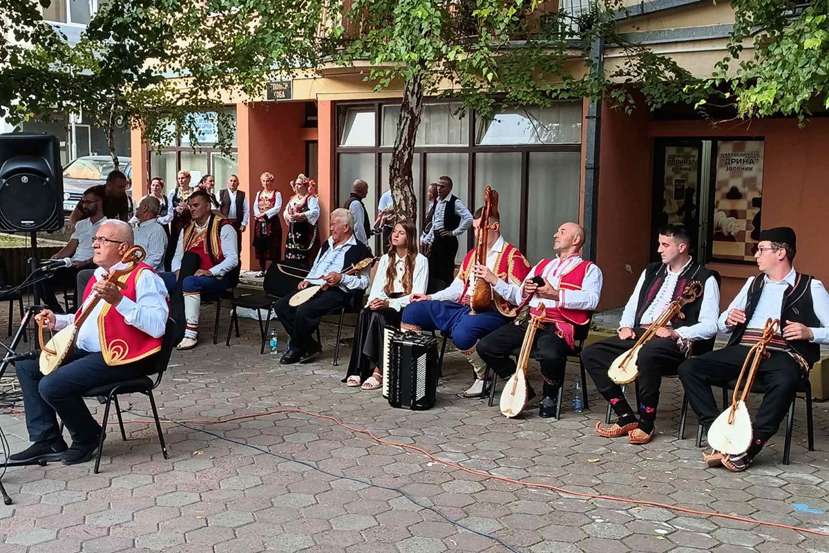 U Zvorniku nastupali guslari iz Srbije, Crne Gore i Republike Srpske