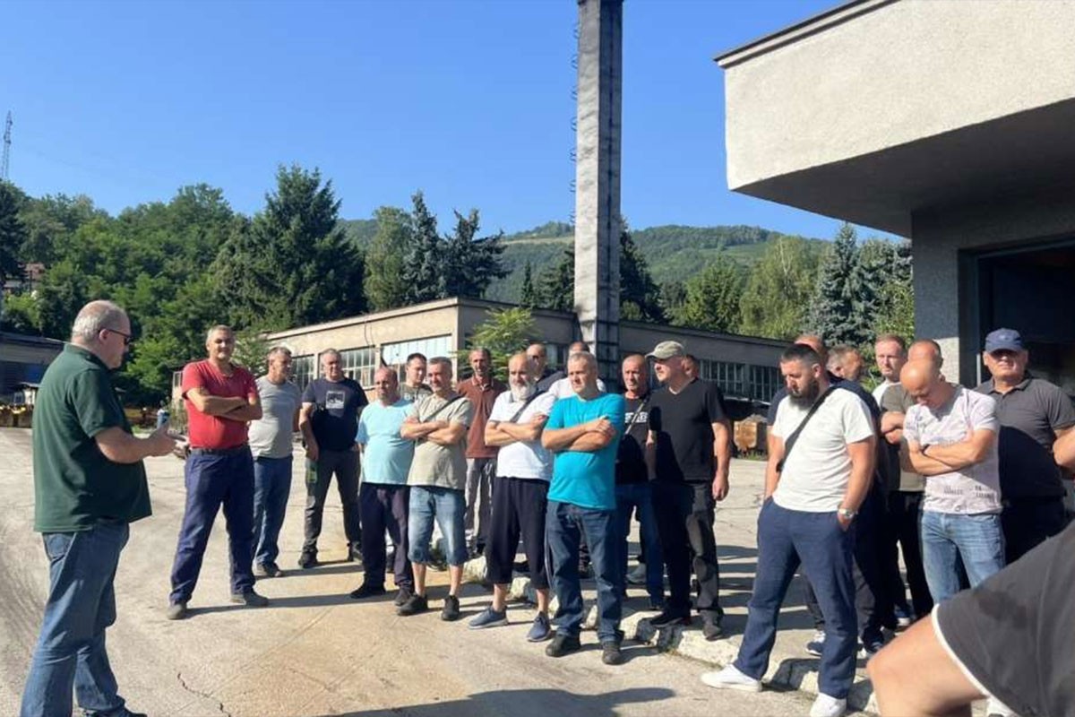 Zenički rudari ostaju u jami: Traže pismenu garanciju da će dobiti plate