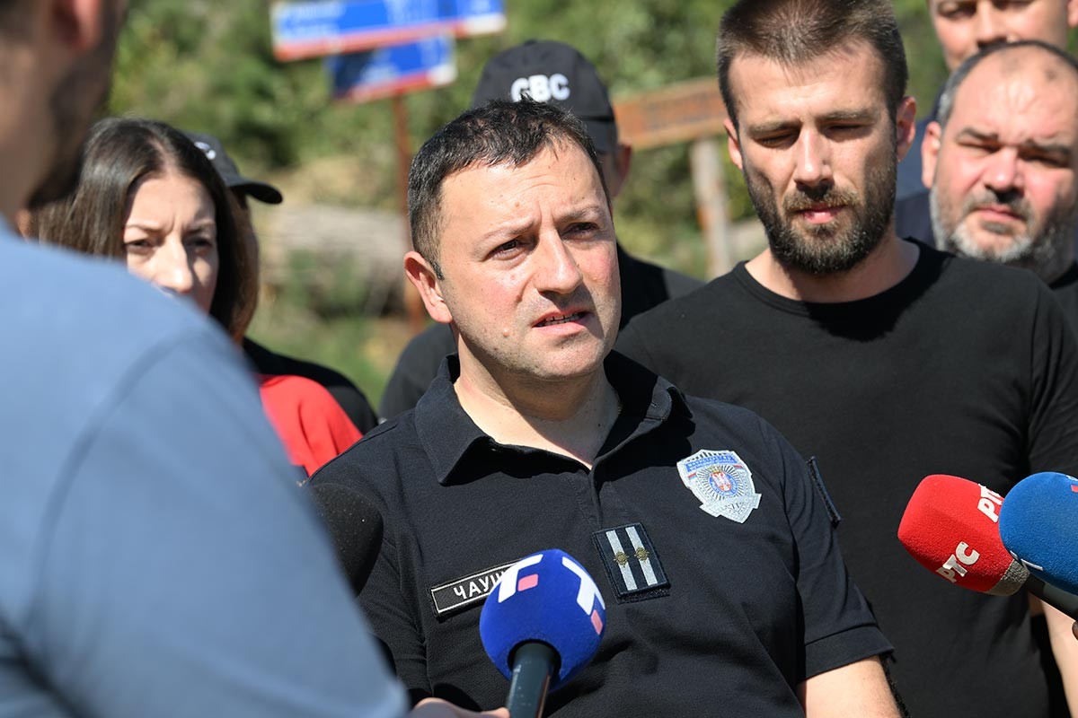 Požar u Deliblatskoj peščari: Naselja nisu ugrožena, ali vjetar diktira situaciju