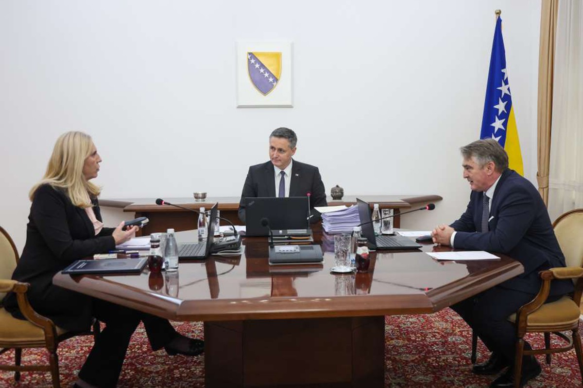 Predsjedništvo dalo agreman Ronaldu Džonsonu: Trampov ambasador stiže u BiH?
