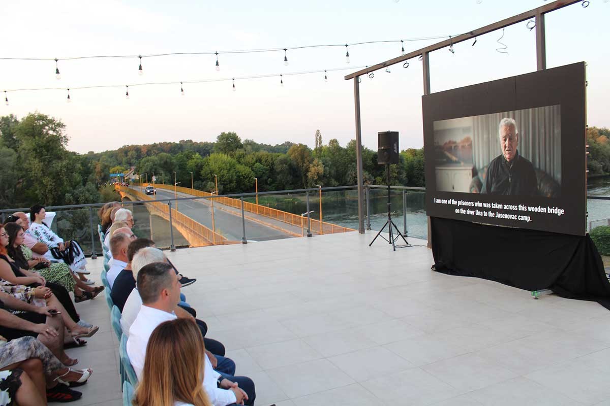 Filmovi o stradanju Srba prikazani pored mosta na Uni
