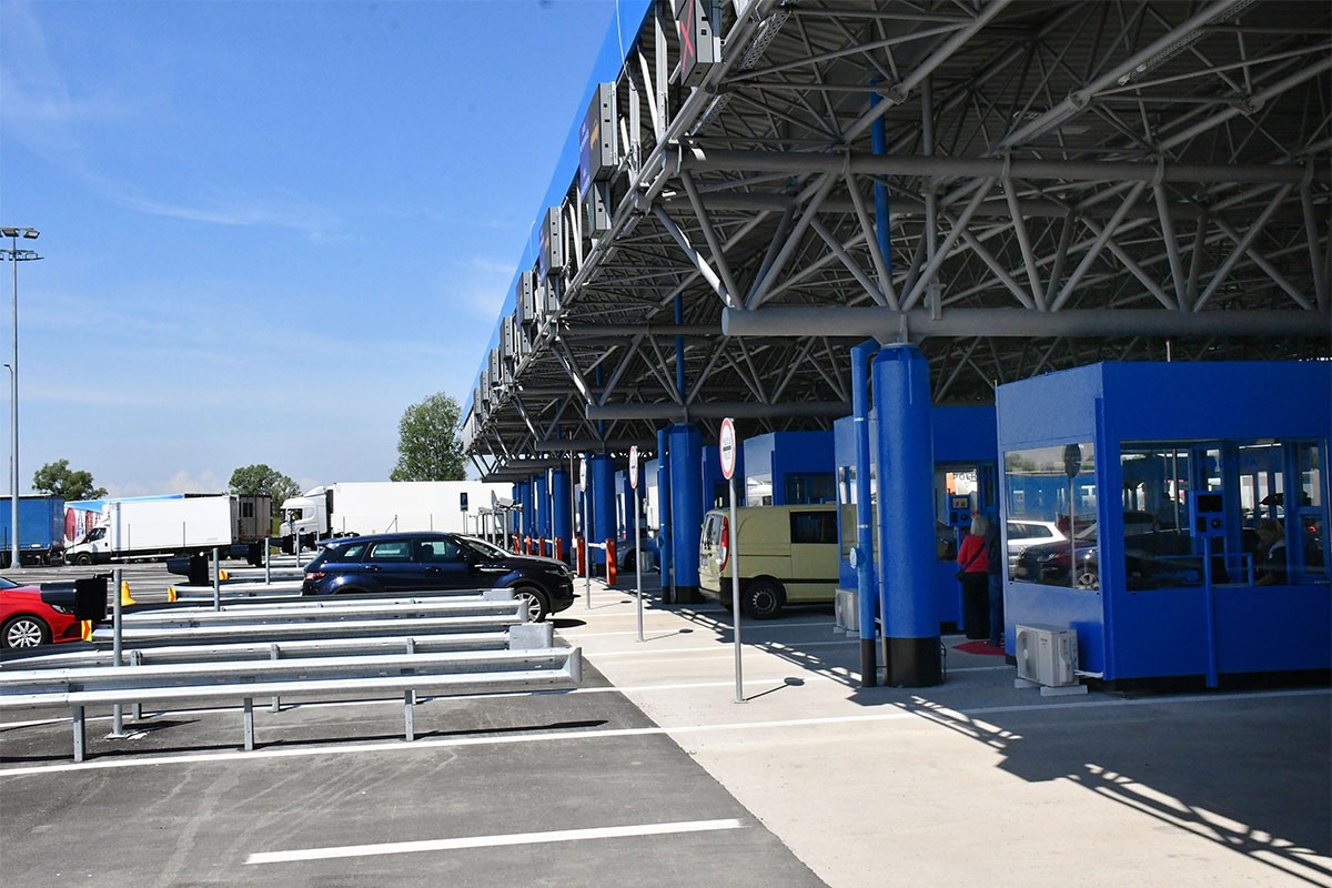 Šema na granici: Hrvatski carinici propuštali neprijavljenu robu iz BiH