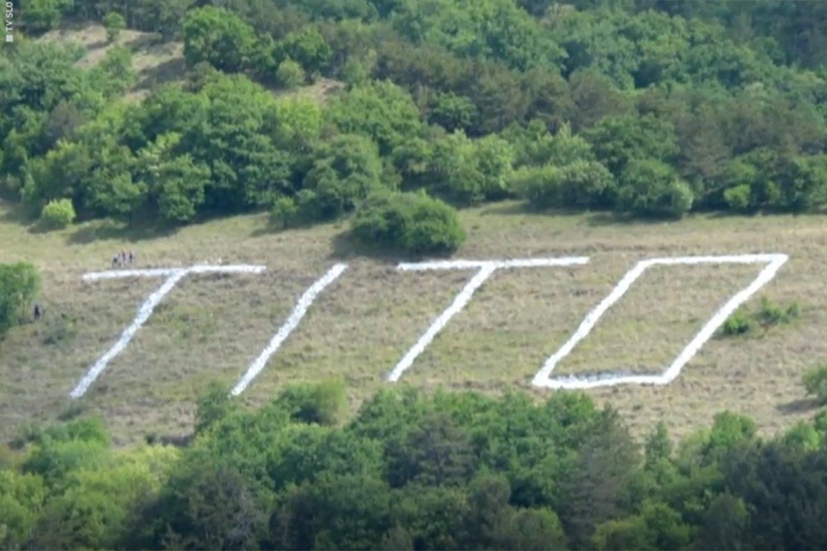 Slovenci ne daju natpis Tito s brda: Još "gleda" prema Italiji