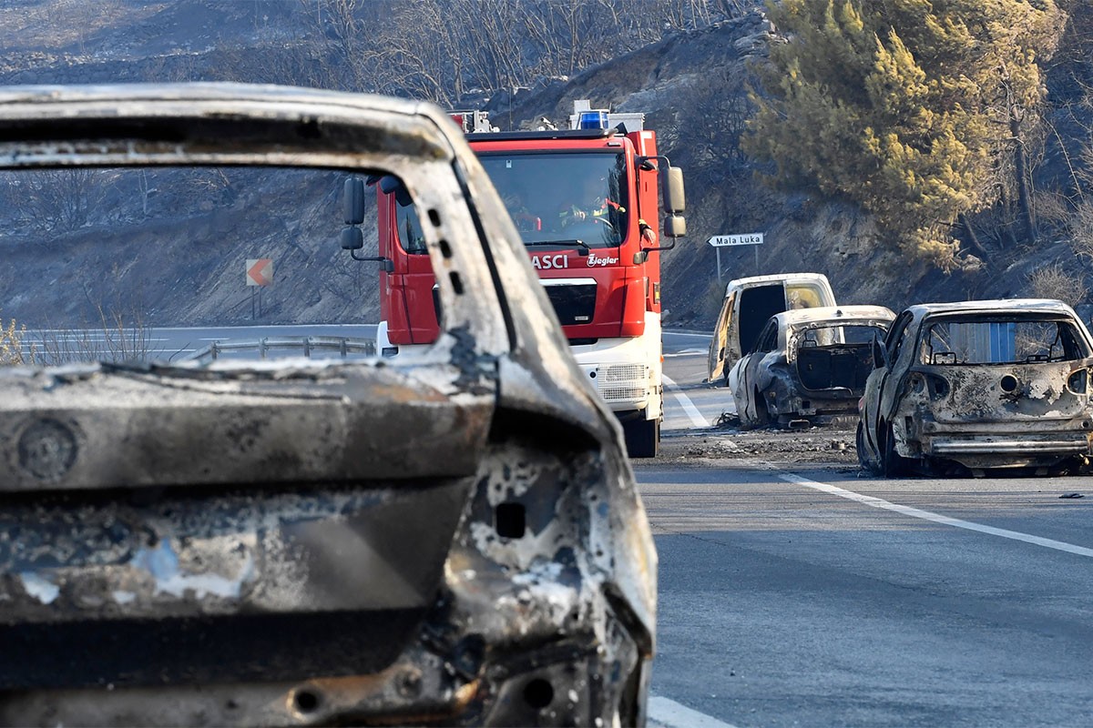 Nestala žena u požaru u Omišu, sumnja se da je državljanka BiH