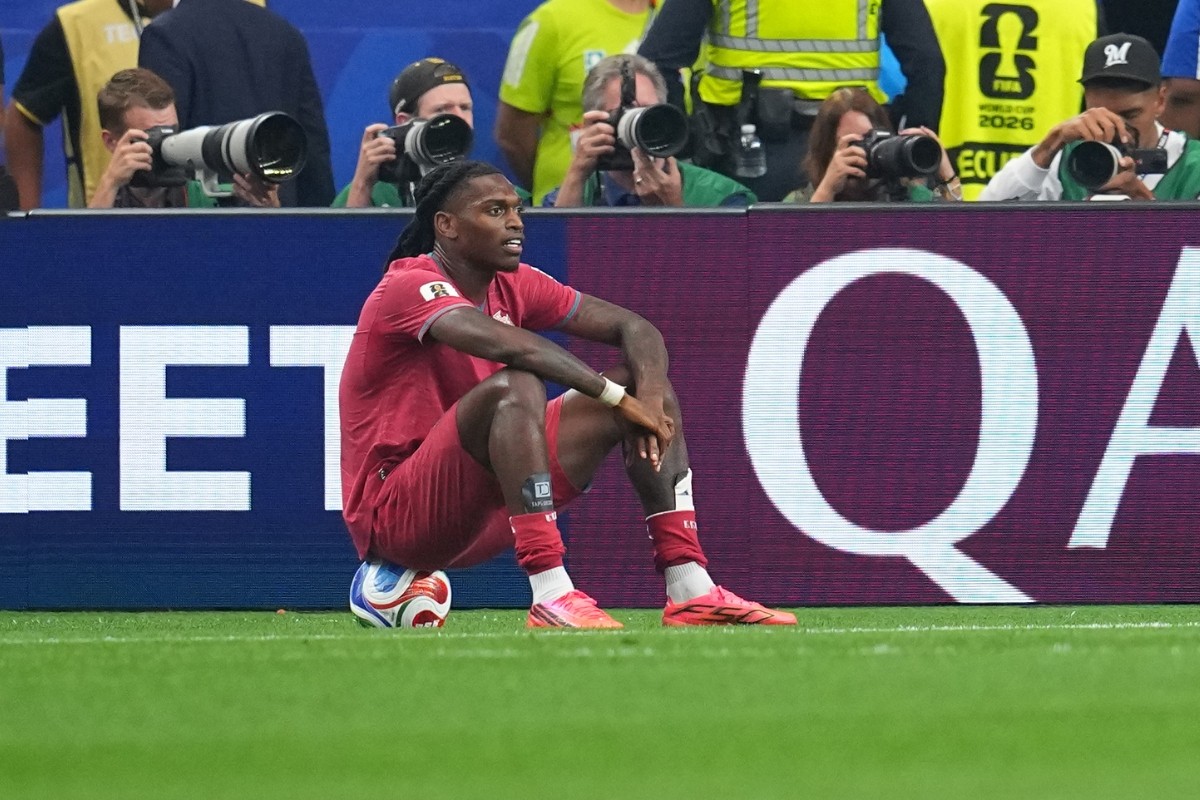 Leao napušta Milan, samo gdje će?