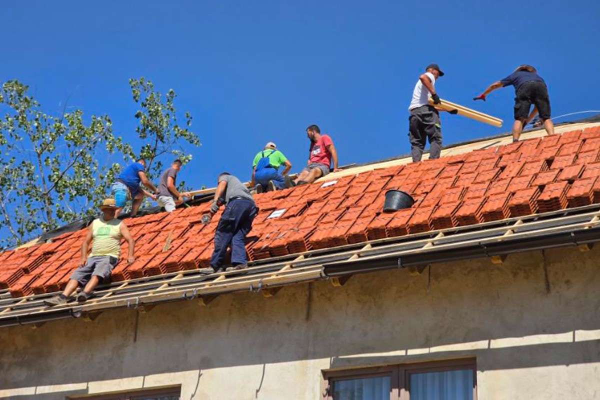 Novi krov na domu u Donjoj Jurkovici (FOTO)